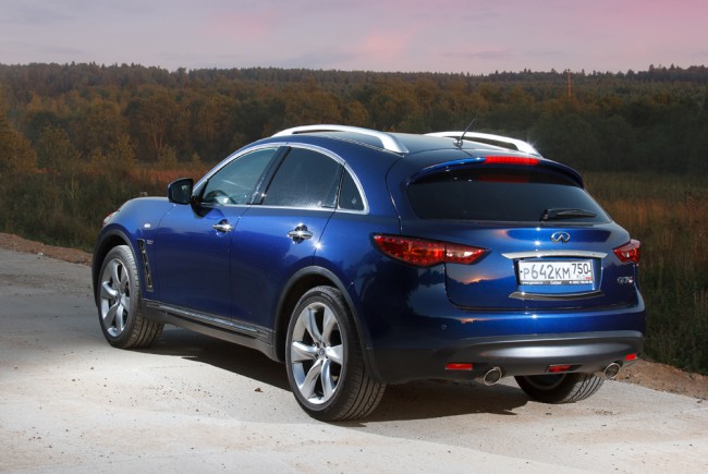 infiniti qx70 1