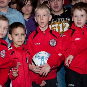 perm.joyfun.ru premiera korobka cinemapark amkar 6